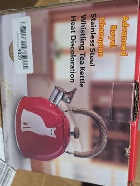 Red Whistling Tea Kettle with White Cat Graphic